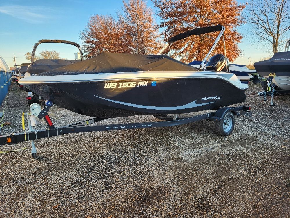 2022 Bayliner M-17 in madison WI