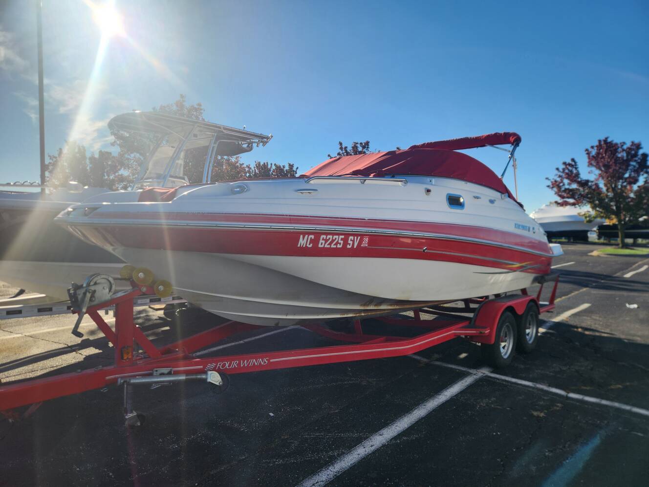 A photo of this 2005 Four Winns 214 FUNSHIP