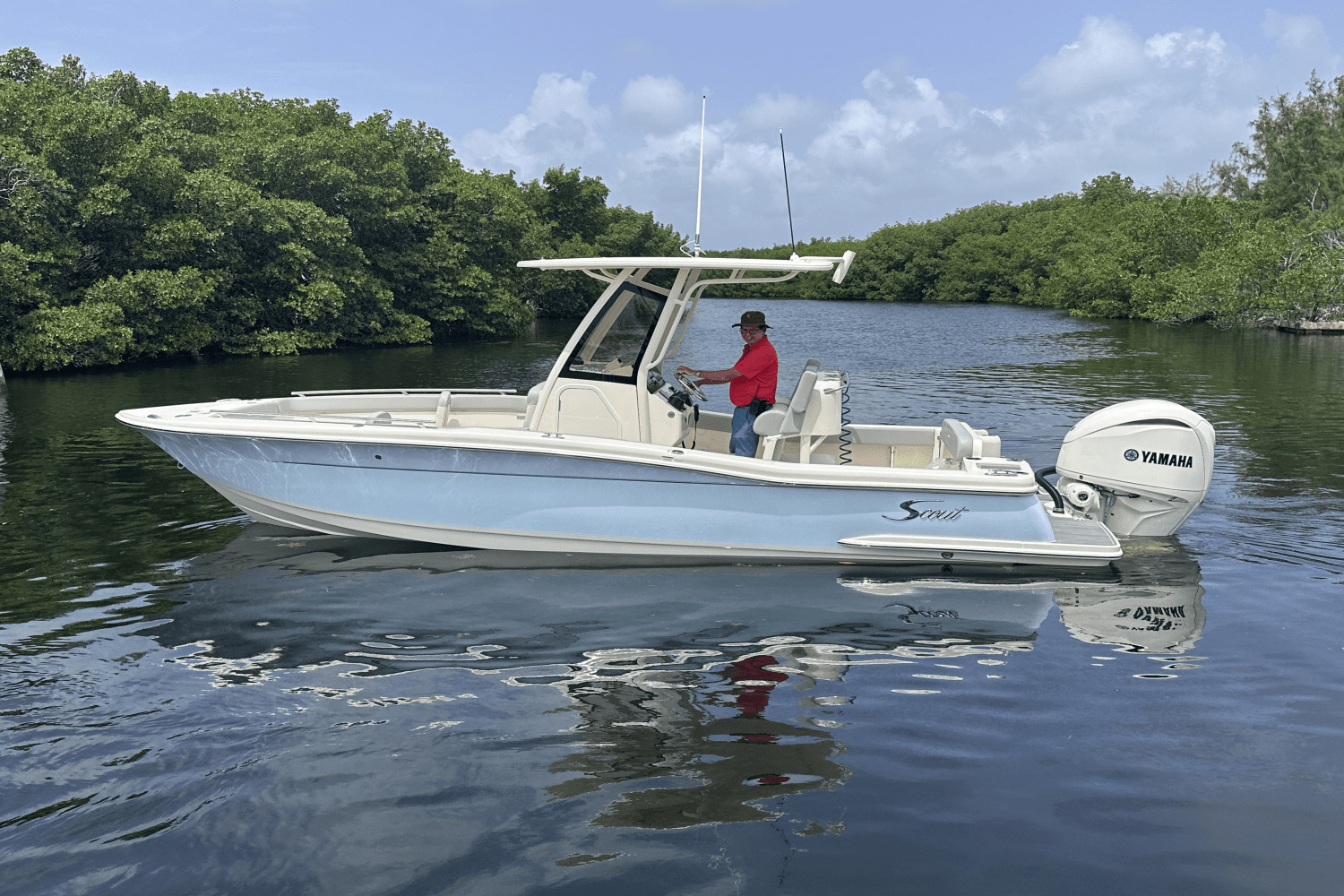 2026 Scout 240 XSF Center Console Boat boat