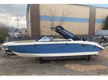 Sea Ray SDX 270 Surf Review image