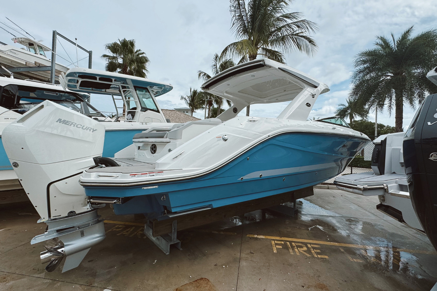 2026 Sea Ray SLX 310 Outboard W 230 in jupiter FL