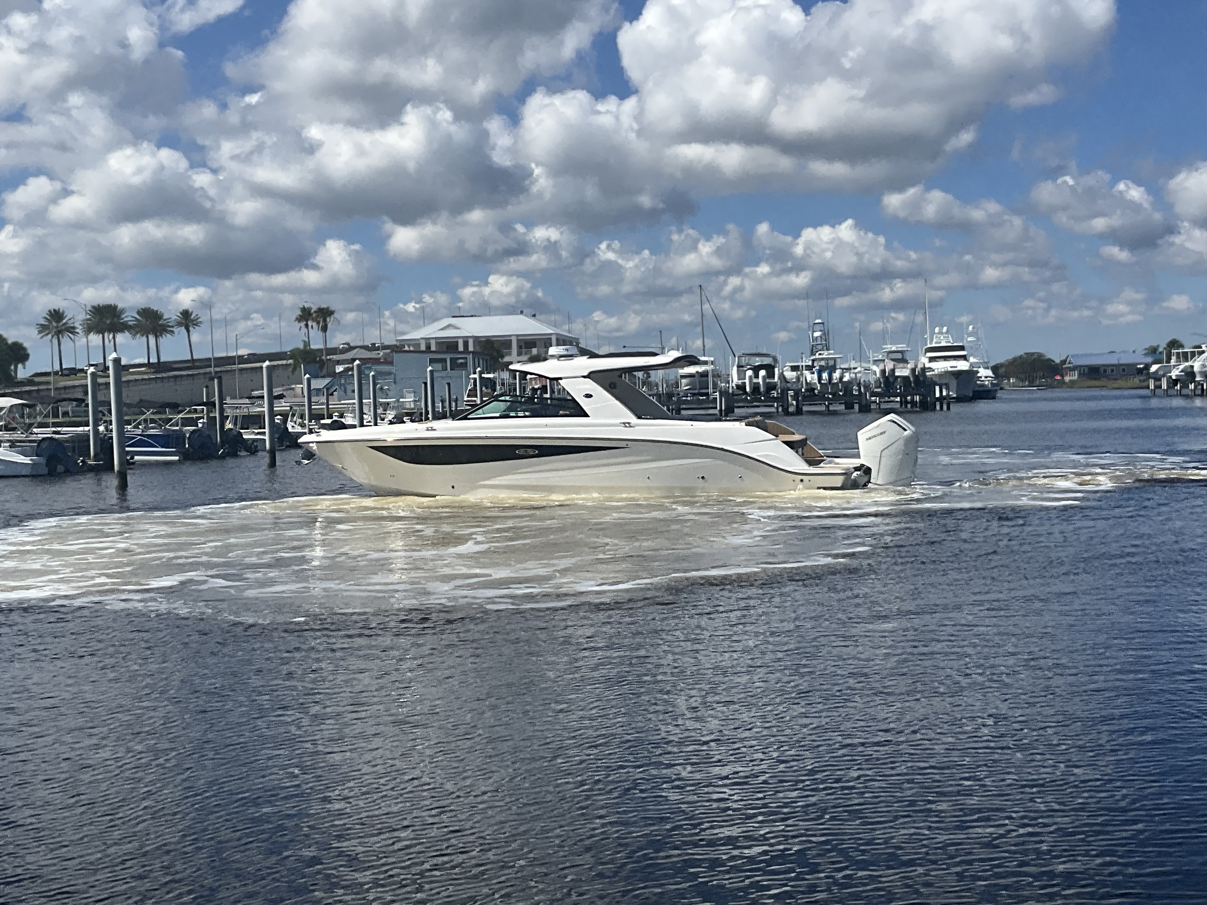 2026 Sea Ray SLX 400 Outboard W 230 in jacksonville beach FL
