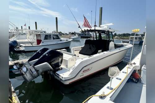 2023 Boston Whaler 330 OUTRAGE in danvers MA