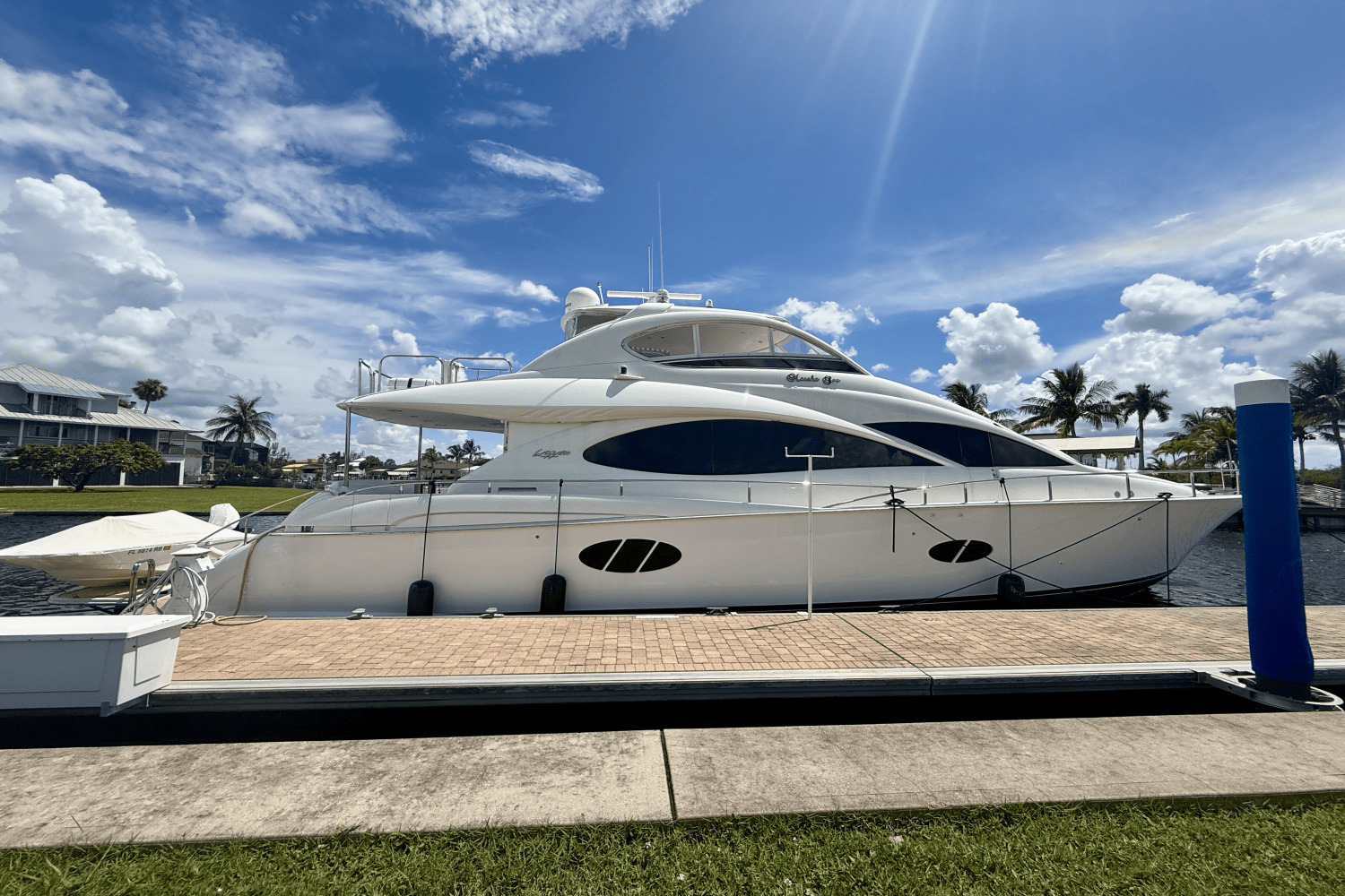 2005 Lazzara 68 FLYBRIDGE in fort myers FL