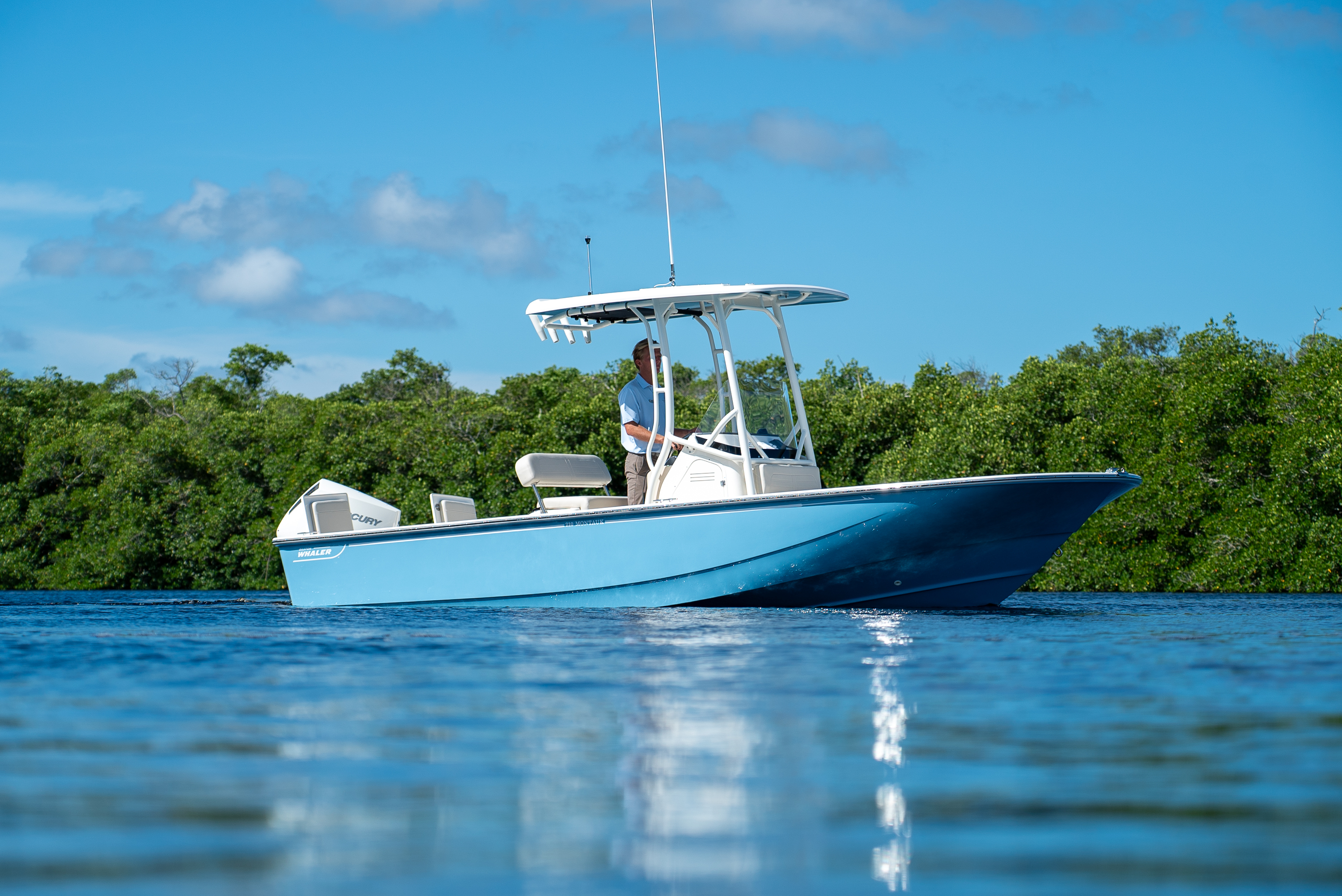 2026 Boston Whaler 210 Montauk in fort myers FL