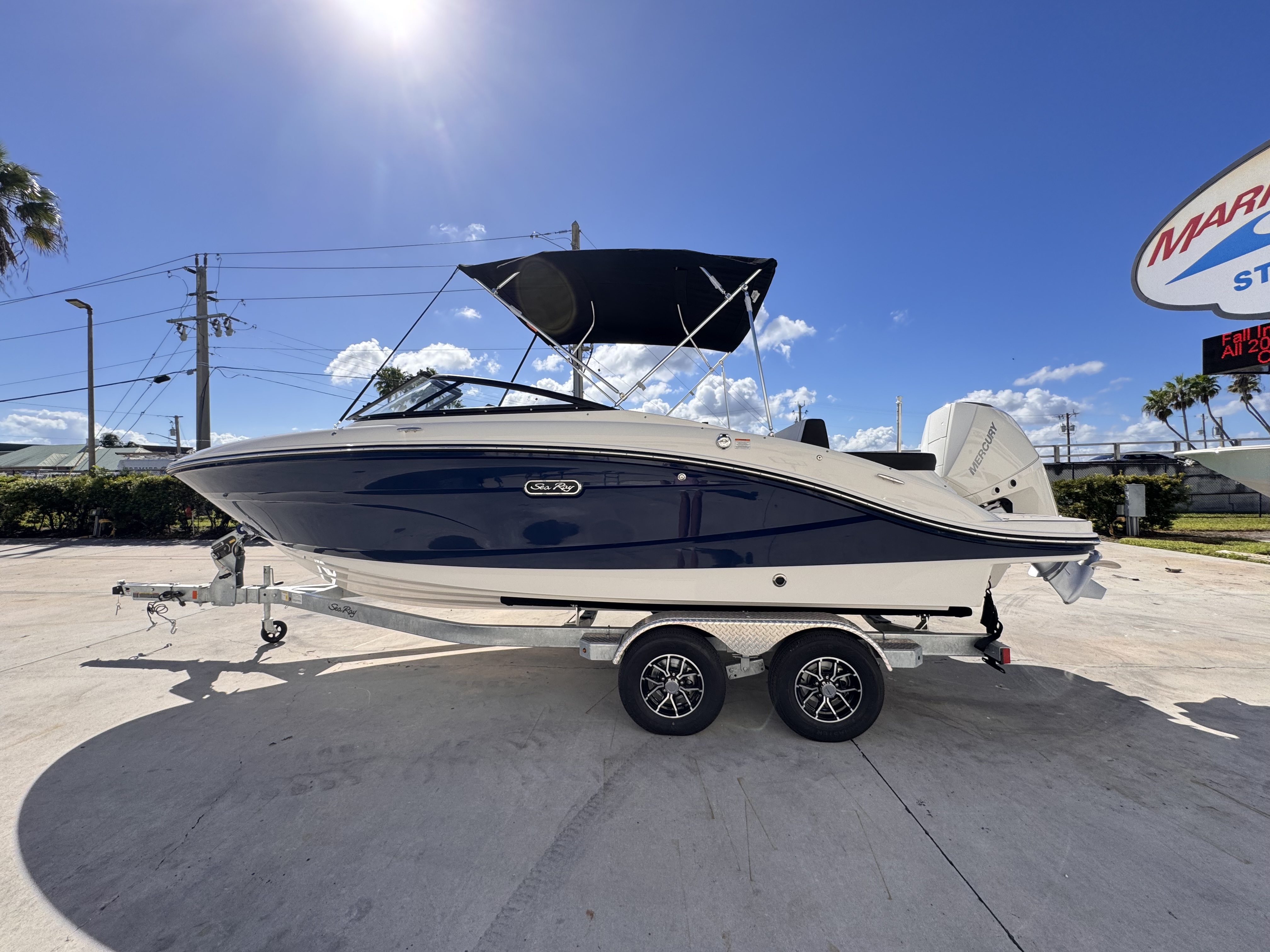 2026 Sea Ray SPX 210 Outboard in stuart FL