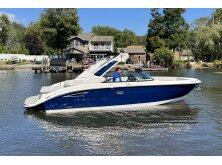 Sea Ray SDX 270 Surf Review image