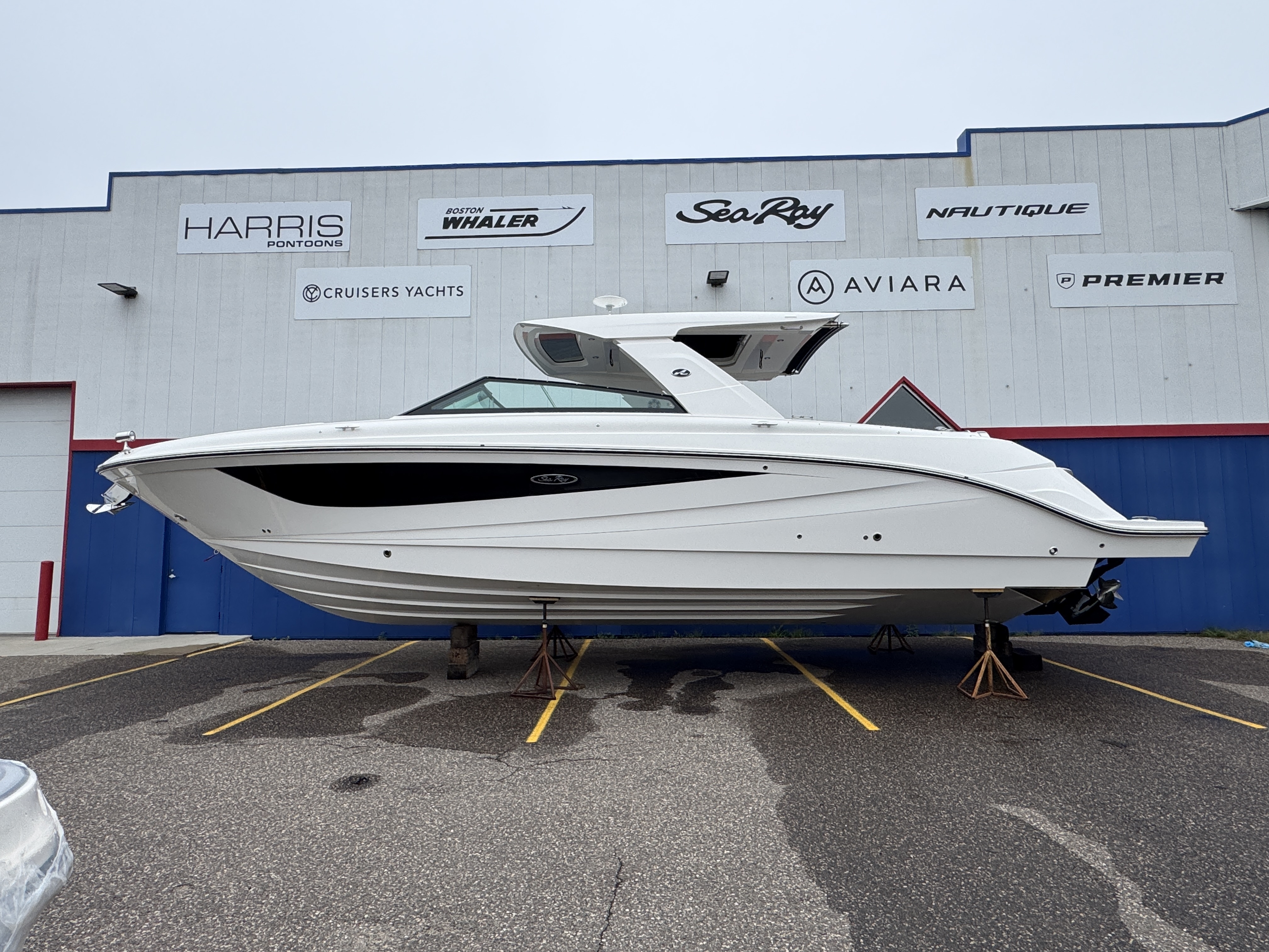 2026 Sea Ray SLX 400 W 230 in rogers MN