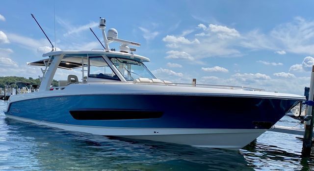 2021 Boston Whaler 420 OUTRAGE in antioch IL