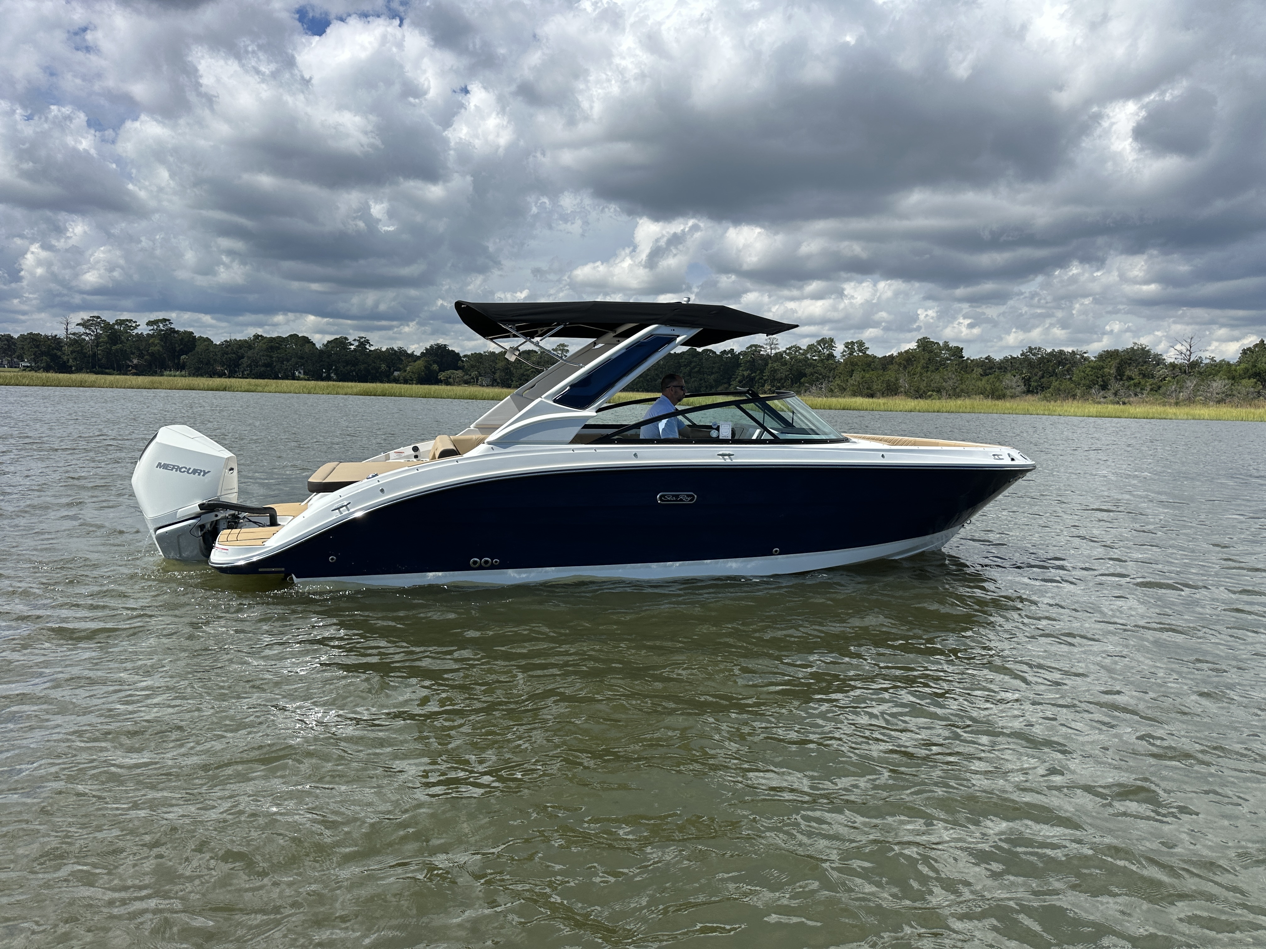2026 Sea Ray SDX 250 Outboard 290 OUTBOARD in savannah GA