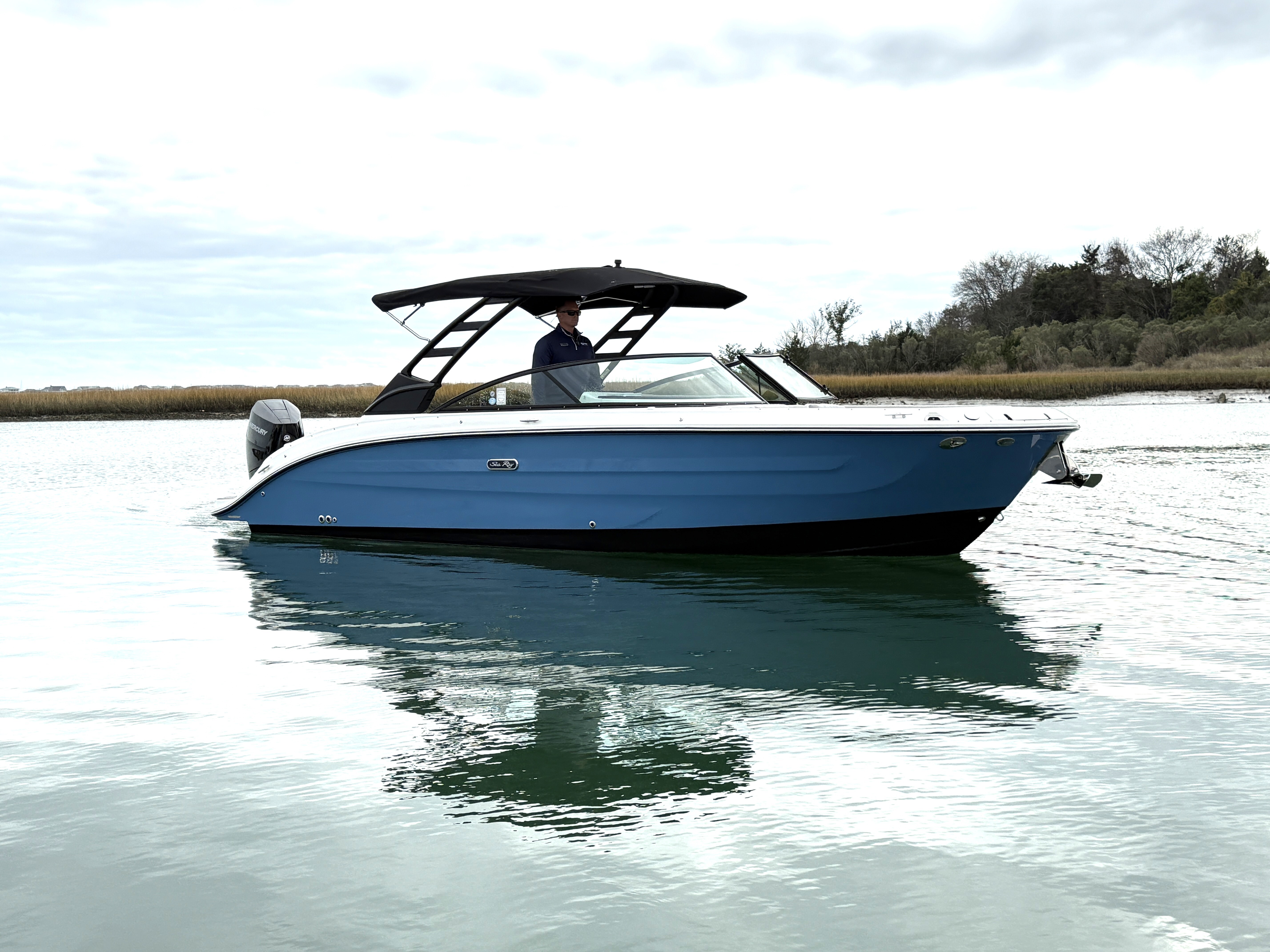 2026 Sea Ray SDX 270 Outboard 290 OUTBOARD in wrightsville beach NC