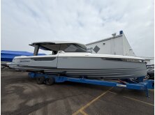 Saxdor 460 GTC Debuts at Palm Beach International Boat Show image