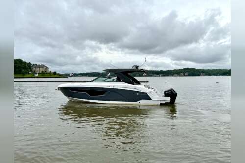 2026 Cruisers Yachts 34 GLS Outboard in lake ozark MO
