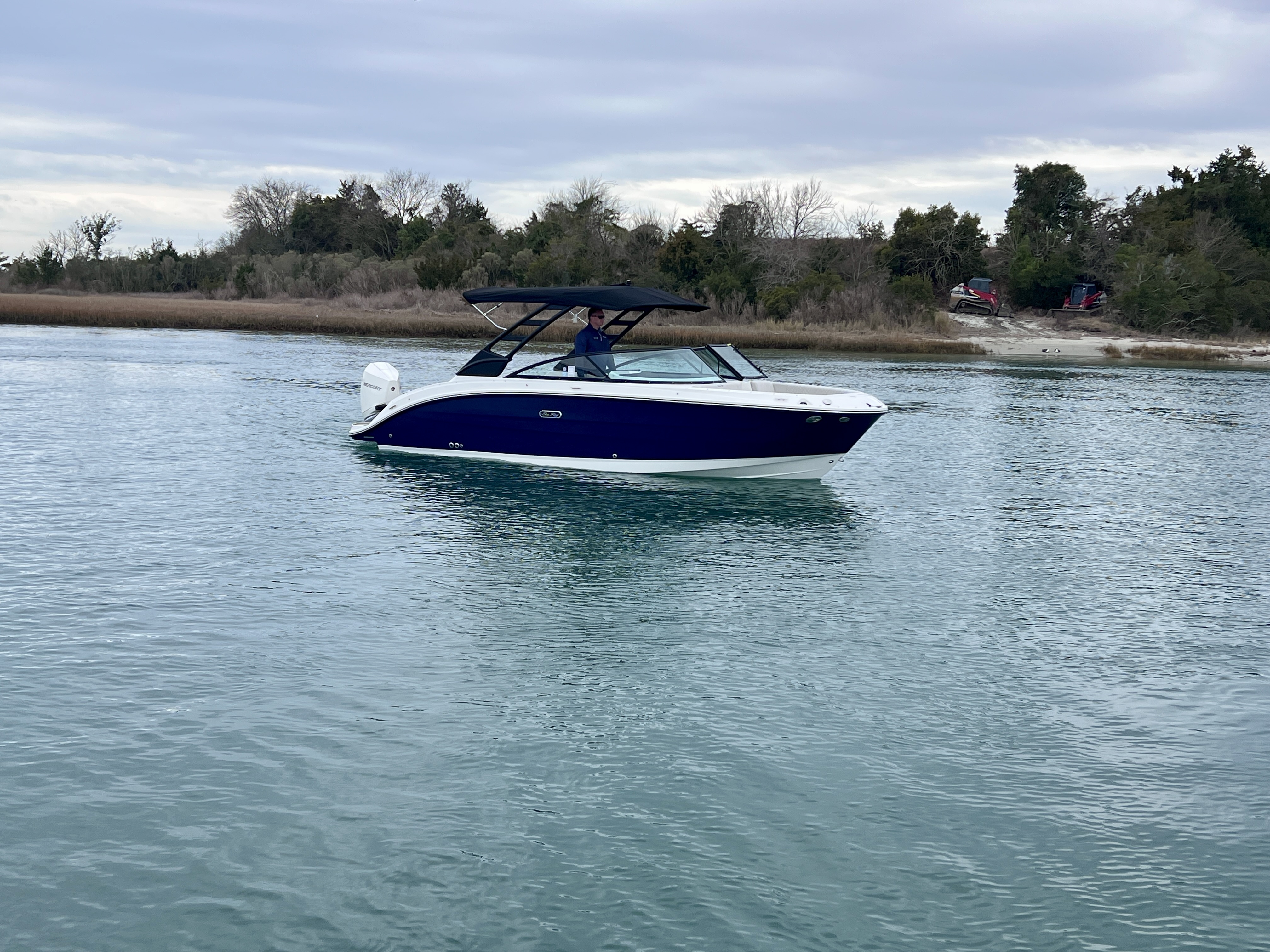 2026 Sea Ray SDX 250 Outboard 290 OUTBOARD in wrightsville beach NC