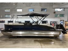What You Need to Know About Luxury Pontoons image