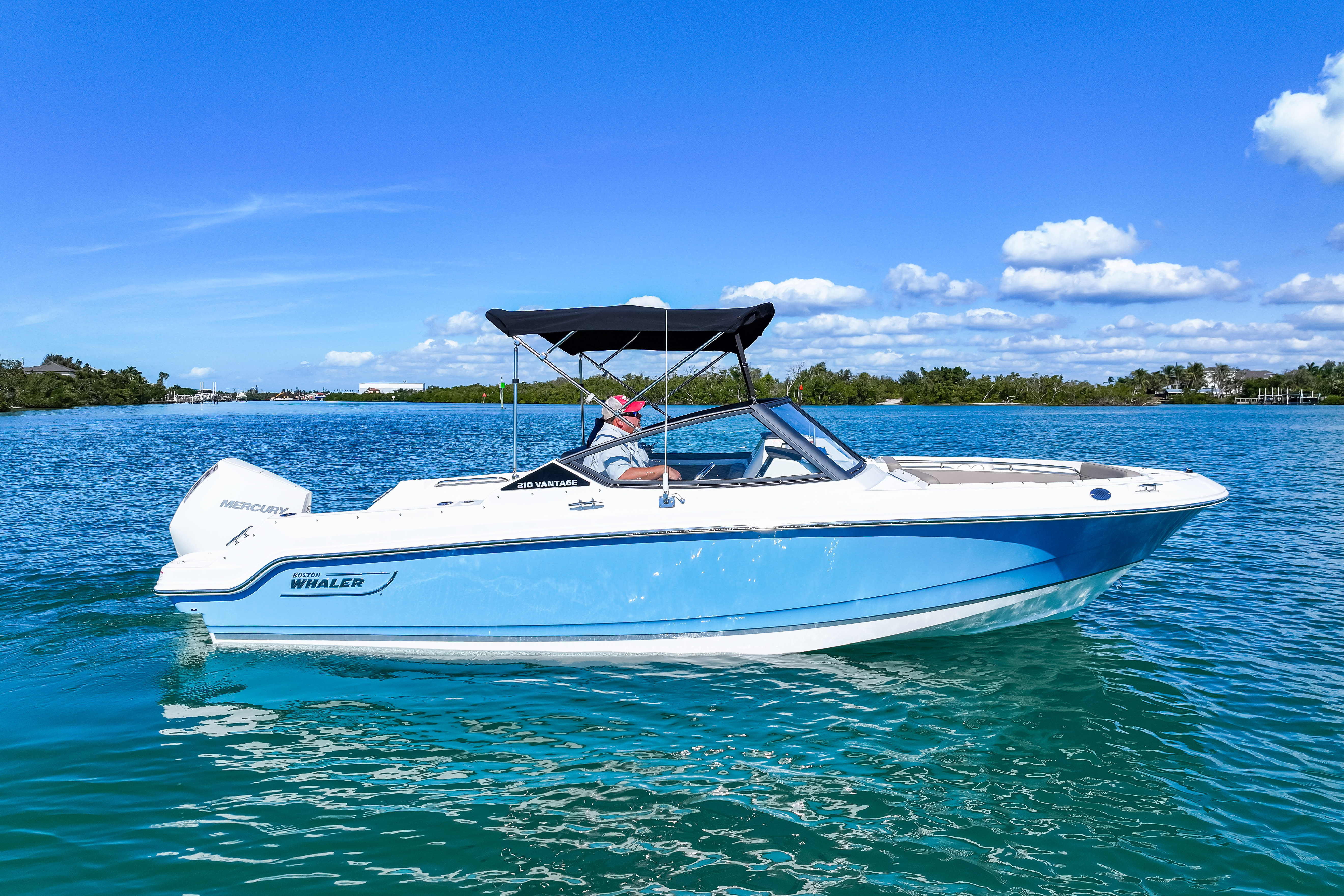 2026 Boston Whaler 210 Vantage 320 in venice FL