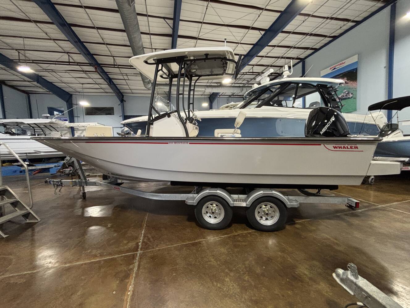 A photo of this 2026 Boston Whaler 210 Montauk
