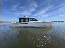 Saxdor 460 GTC Debuts at Palm Beach International Boat Show image