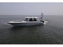 Boston Whaler 350 Realm Review image