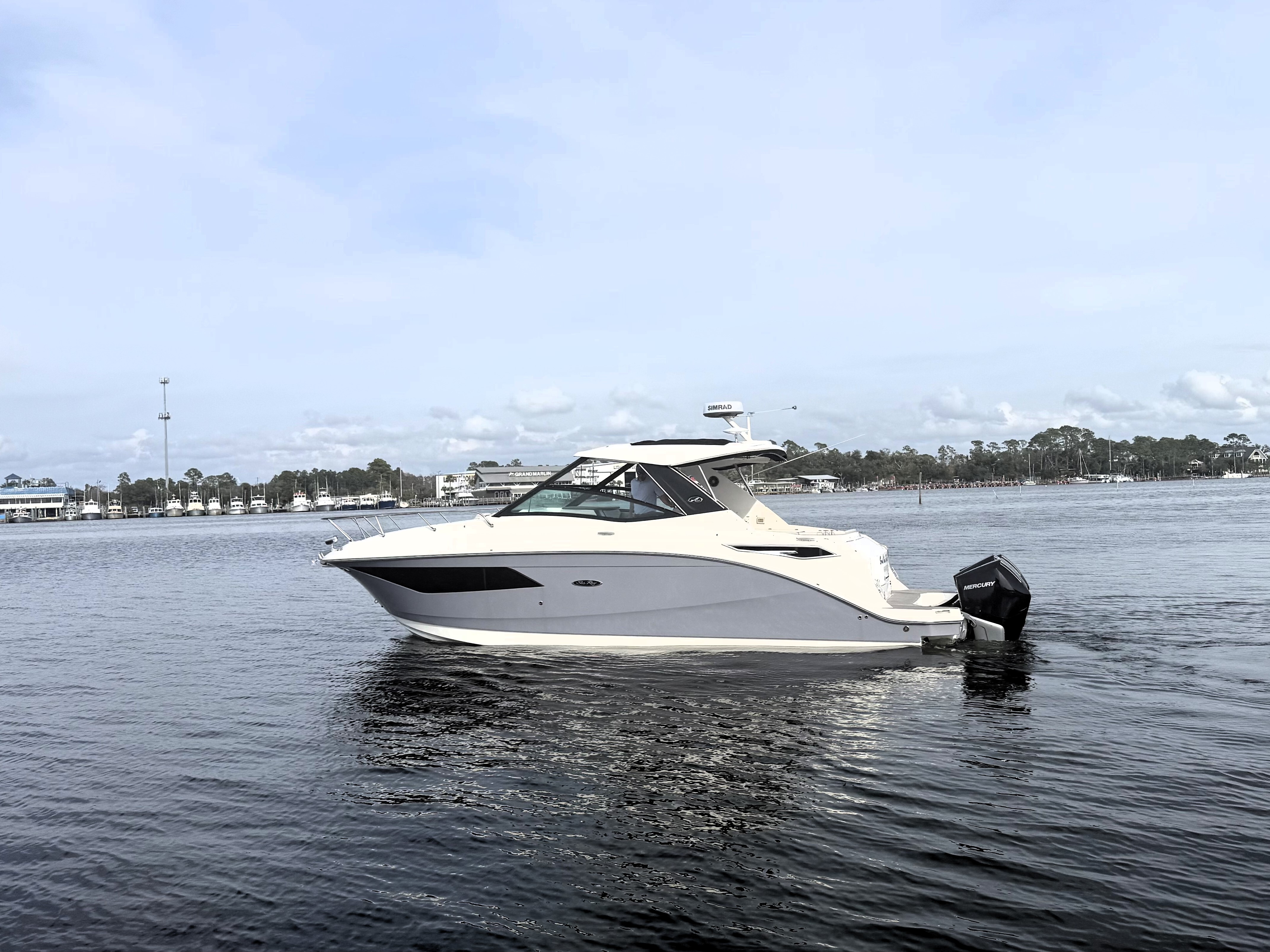 2023 Sea Ray 320 SUNDANCER in panama city beach FL