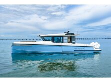 4 Amenity-Rich High-Performance Day Boats image