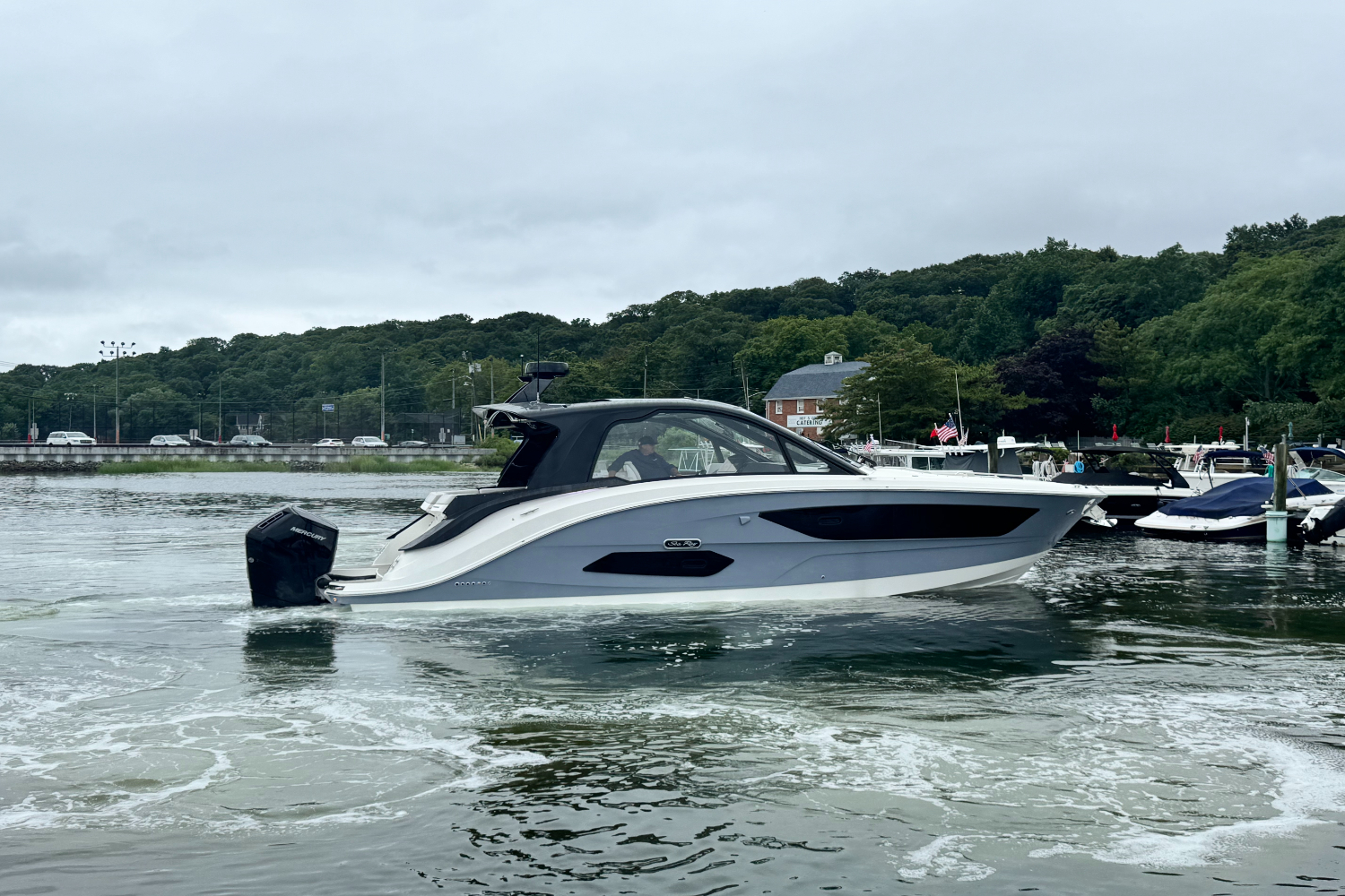 2026 Sea Ray Sundancer 370 Outboard 390 in huntington NY