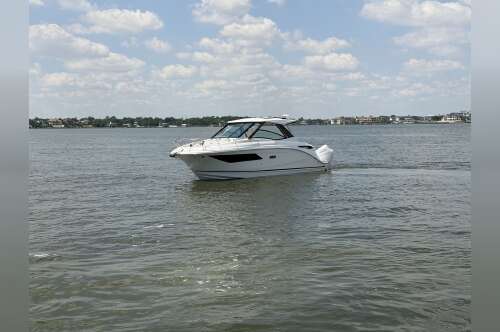 2026 Sea Ray Sundancer 320 Outboard 390 in seabrook TX