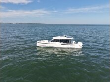 Saxdor 460 GTC Debuts at Palm Beach International Boat Show image
