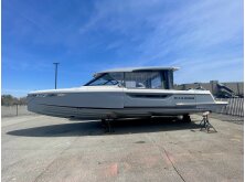Saxdor 460 GTC Debuts at Palm Beach International Boat Show image