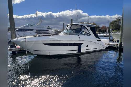 2018 Sea Ray 350 SUNDANCER in south kingstown RI