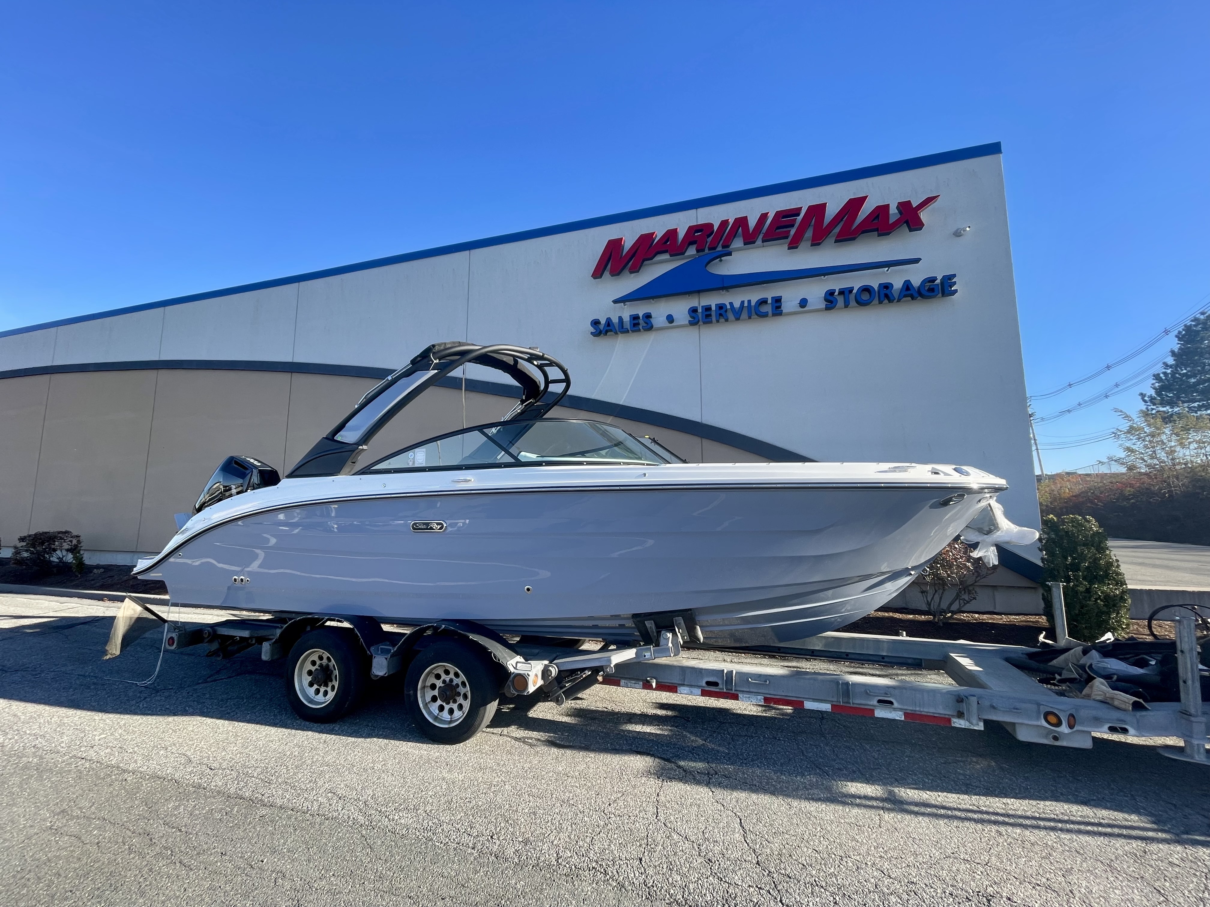 2026 Sea Ray SDX 270 Outboard 290 OUTBOARD in danvers MA