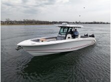 Boston Whaler 330 Outrage Review image
