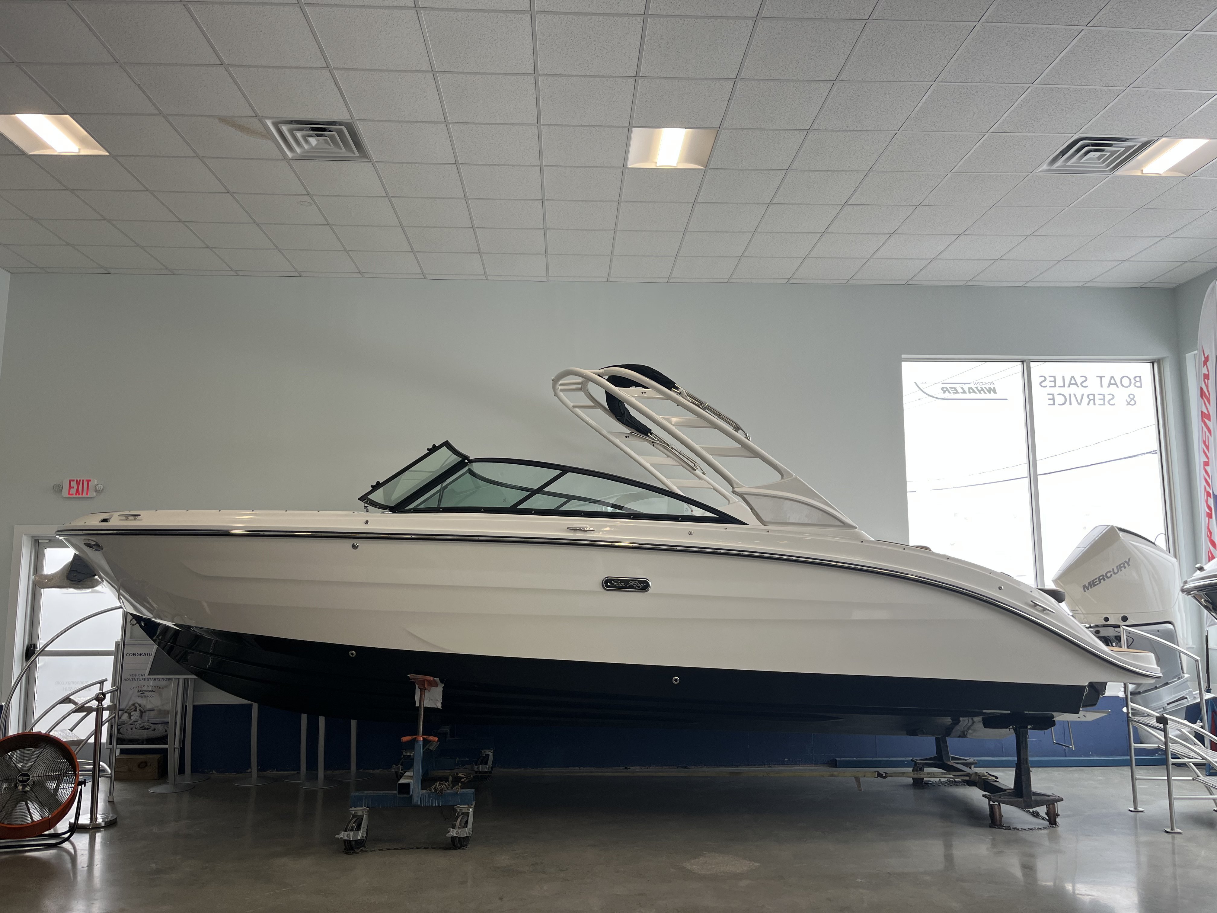 2026 Sea Ray SDX 270 Outboard 290 OUTBOARD in westbrook CT