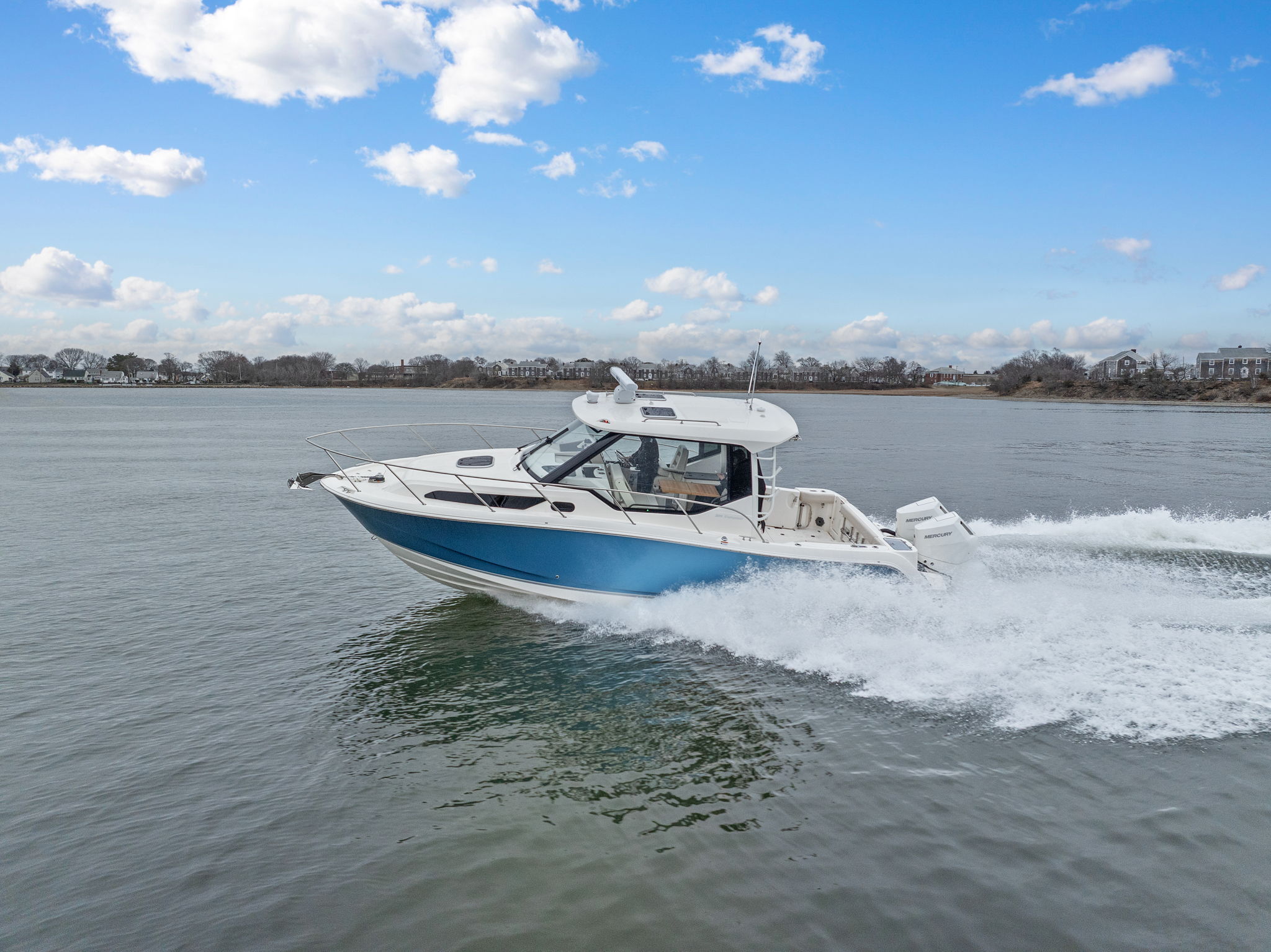 2026 Boston Whaler 325 Conquest 405 in quincy MA