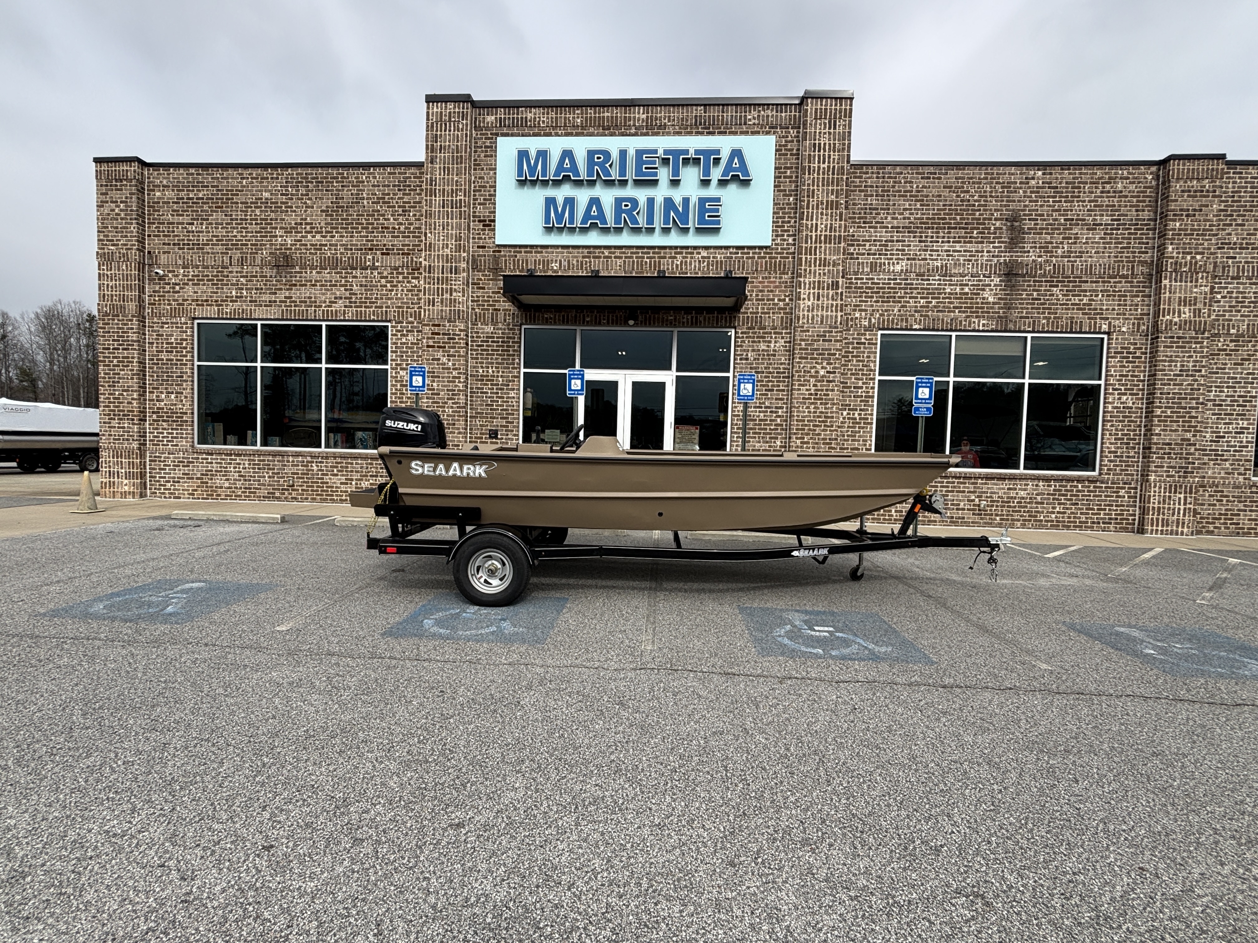 2025 Seaark 1872MV w/Side Console w/Suzuki DF90ATL Engine and Trail in acworth GA