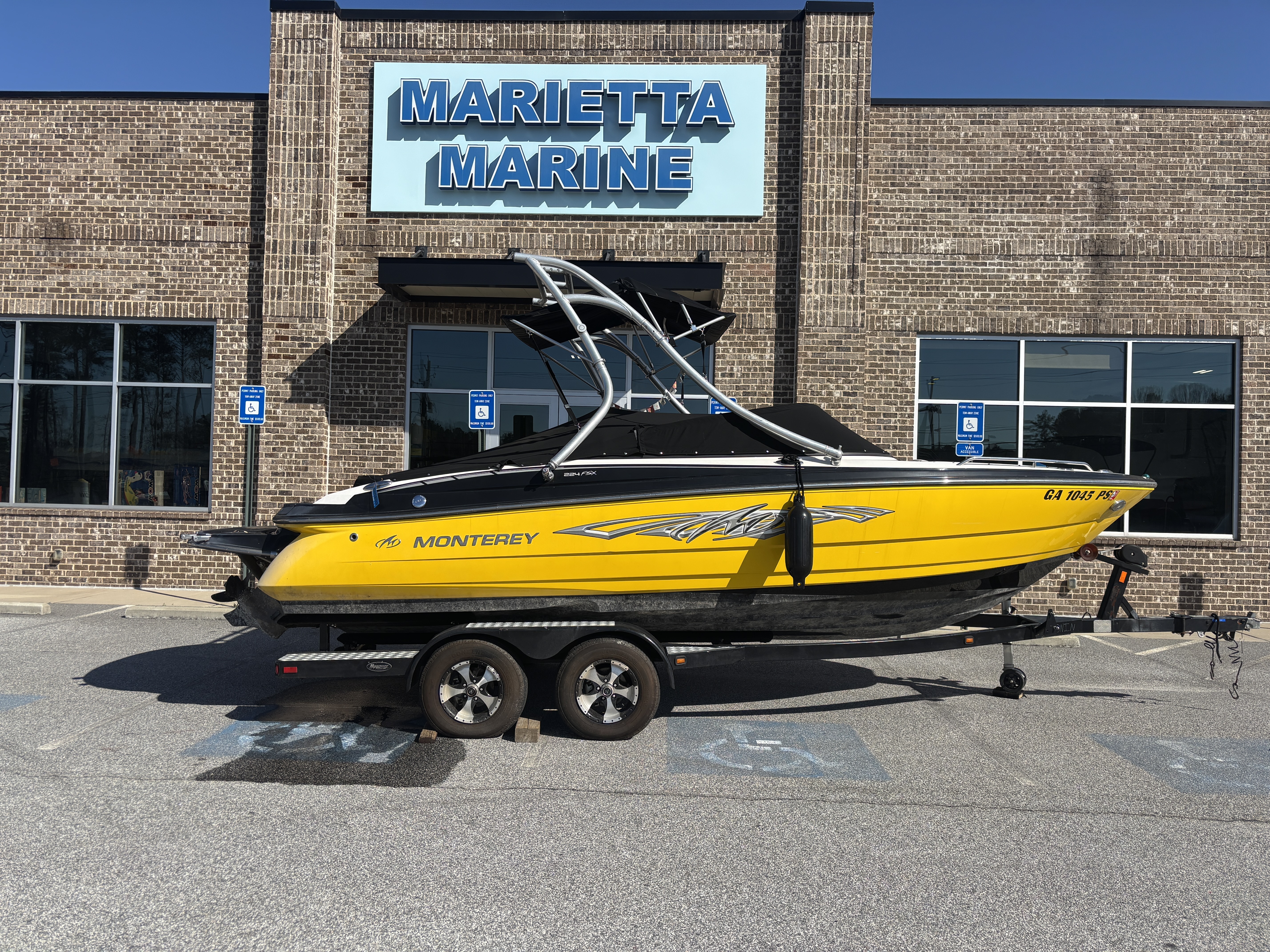 2012 Monterey 224 FS BR w/Volvo Penta 4.3L- 220HP Engine and Trailer 264 in acworth GA