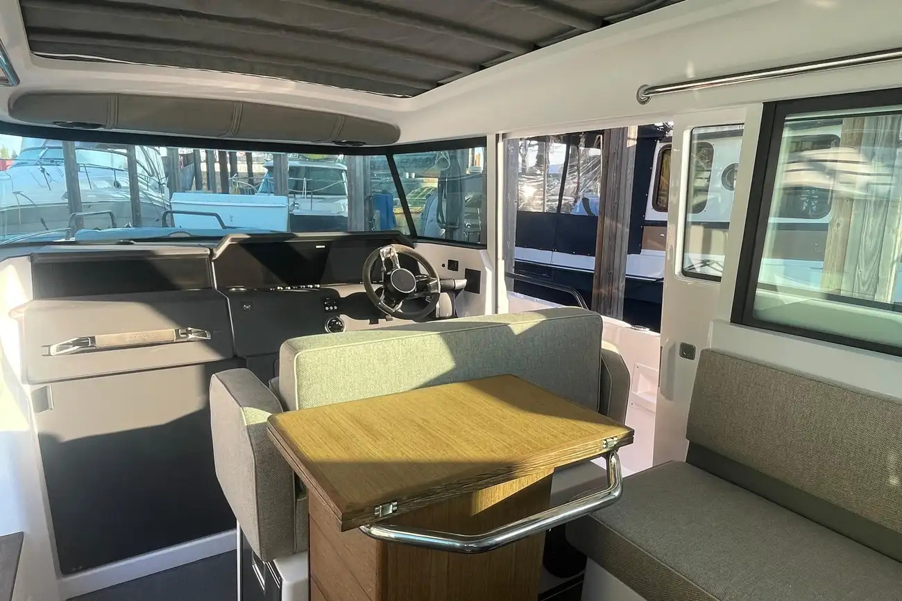 2023 Axopar 37 XC Cross Cabin in seattle WA