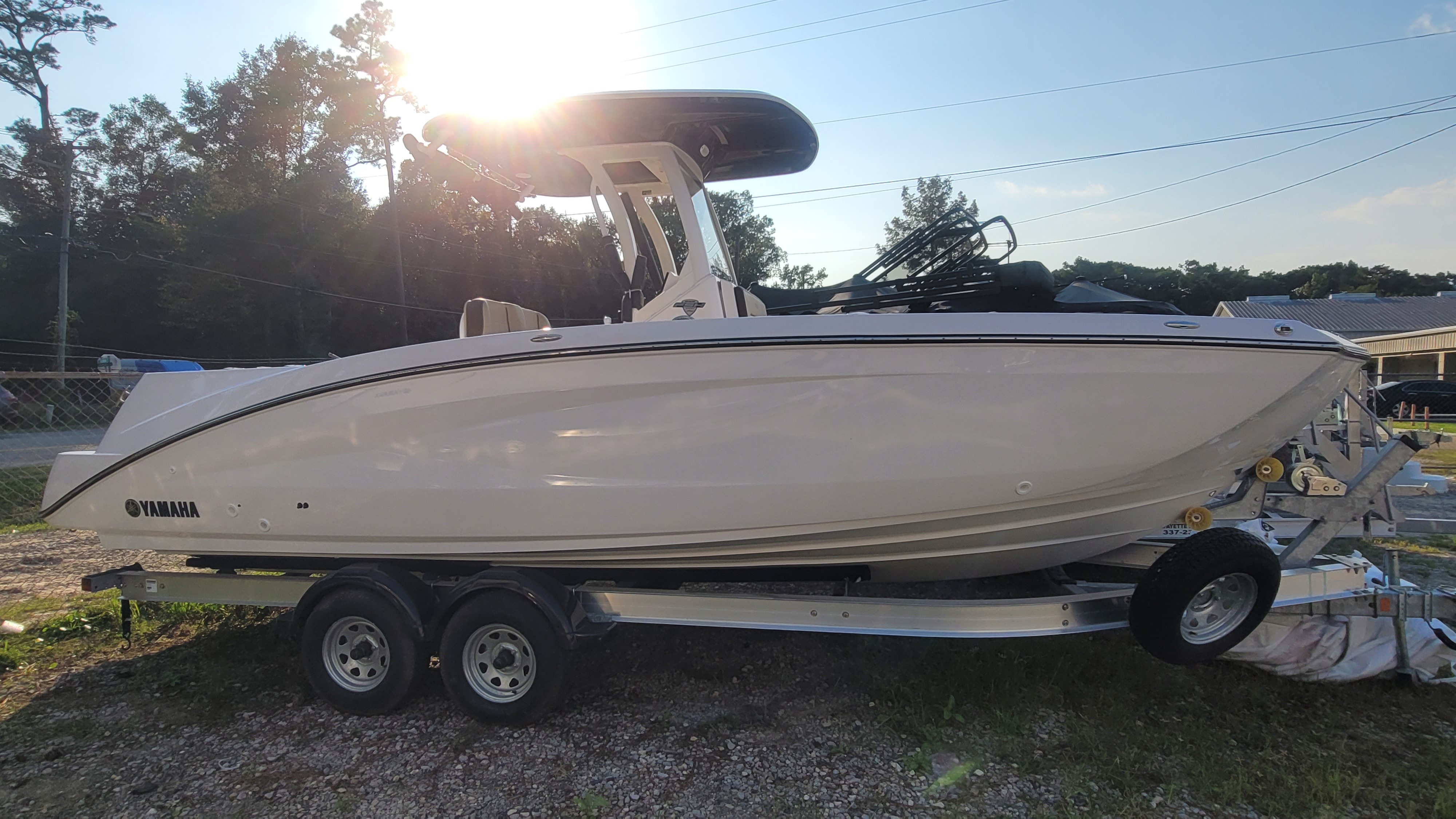 2025 Yamaha 252 FSH Sport Center Console Boat boat