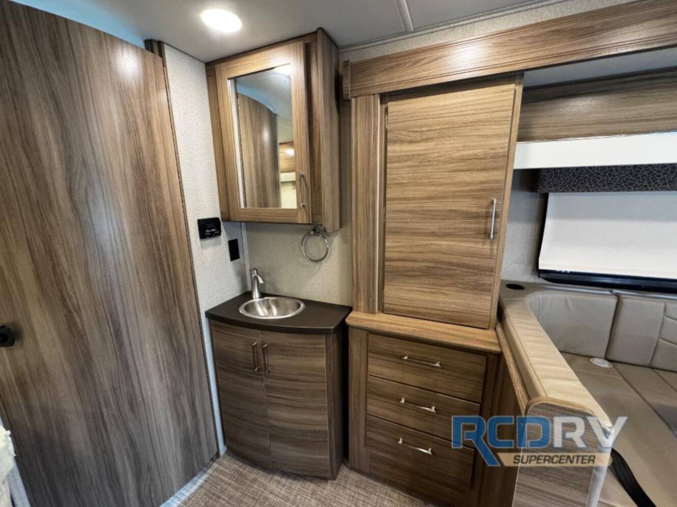A photo of this 2019 Jayco Melbourne Prestige 24AP