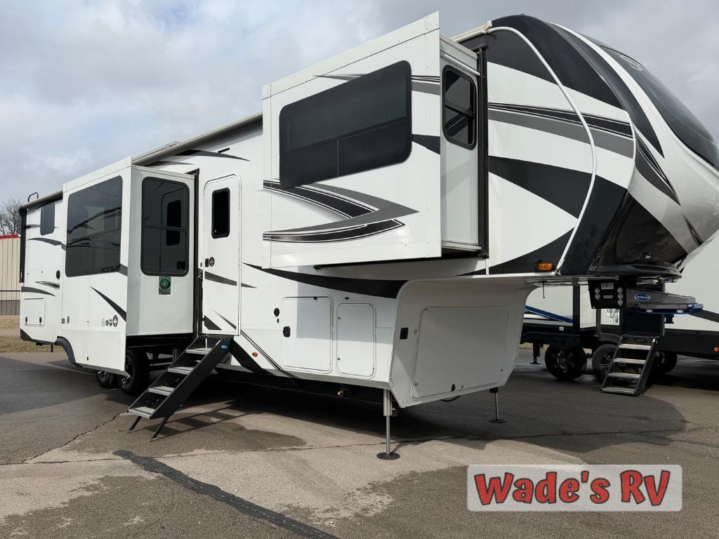 2025 Grand Design Solitude 380FL in goldsby OK