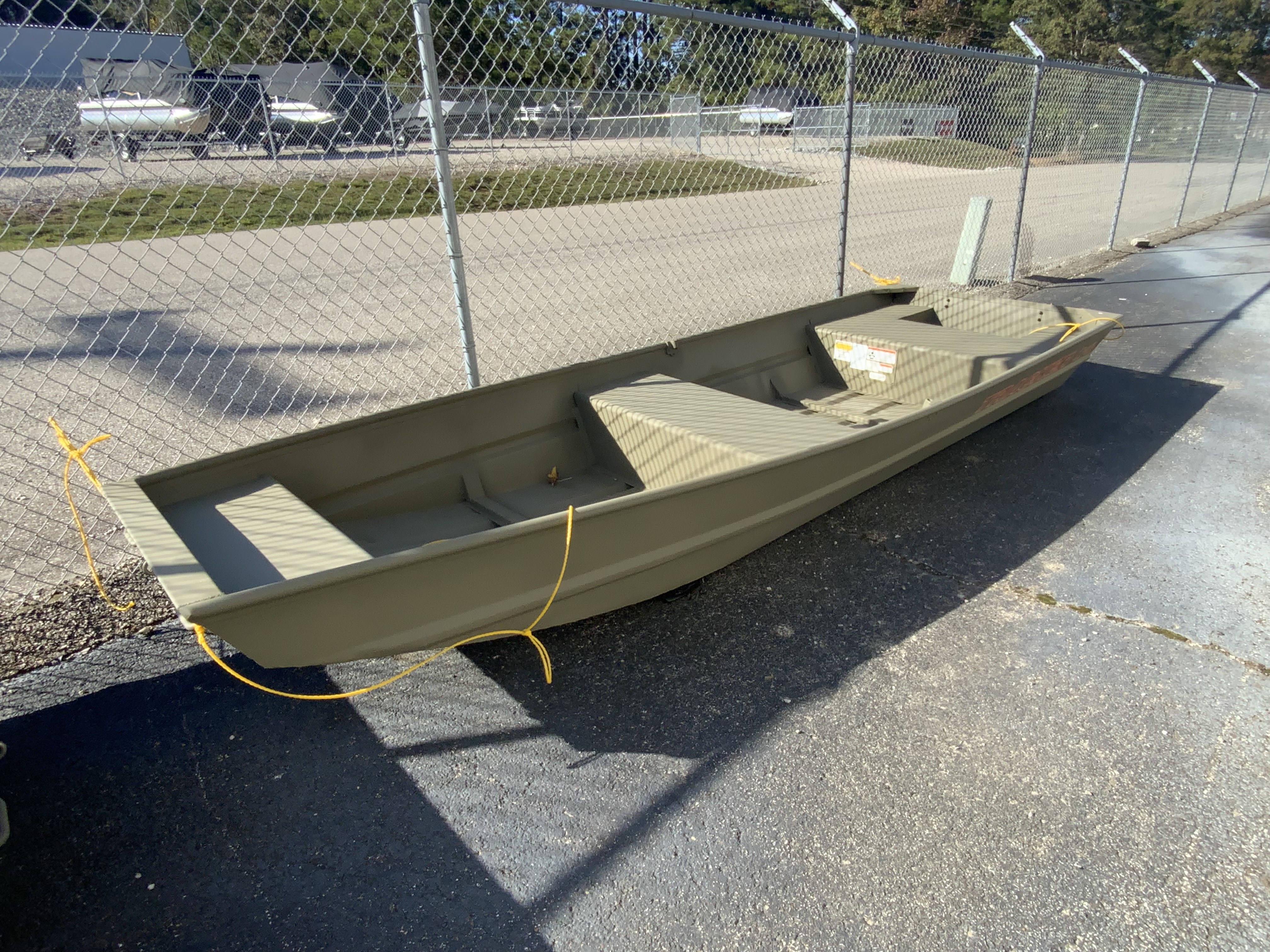 2026 Tracker Boats 1436 GRIZZLY 2072 CC SPORTSMAN KICKER in lexington TN