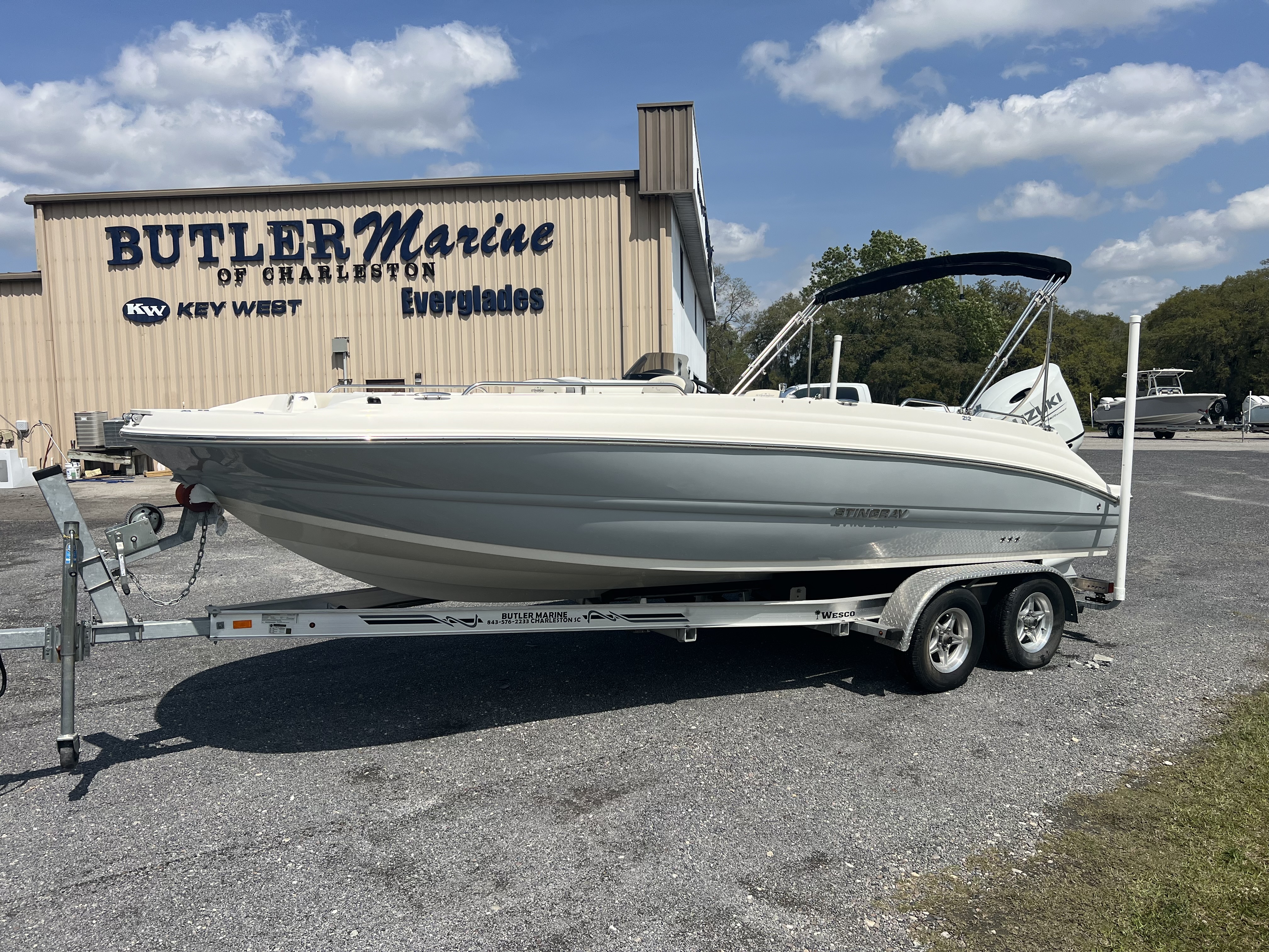 2023 Stingray Boats 212sc in charleston SC