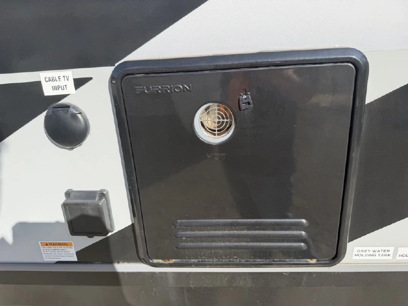 2025 JAYCO JAY FEATHER 15MRB