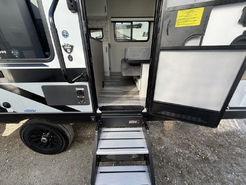 2025 JAYCO JAY FEATHER 15MRB