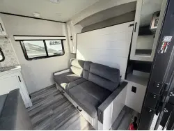 2025 JAYCO JAY FEATHER 15MRB