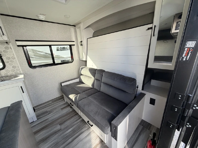 2025 JAYCO JAY FEATHER 15MRB