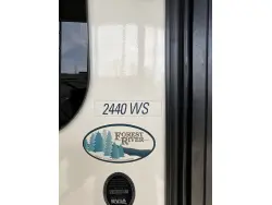 2016 FOREST RIVER ROCKWOOD ULTRA LITE 2440WS