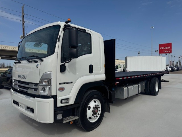 2025 Isuzu FTR 26' Ft Flatbed in Katy, TX
