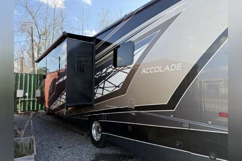 2023 Entegra Coach ACCOLADE 37K in baton rouge LA