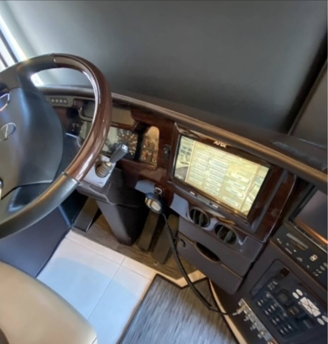 A photo of this 2012 Featherlite Coaches VANTARE H3-45
